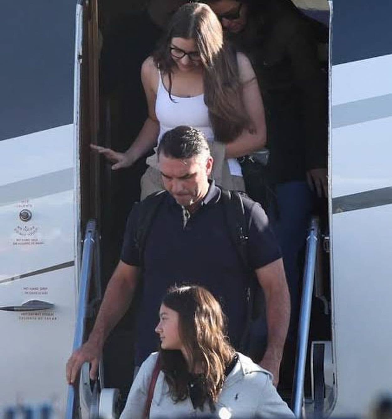 Memes y críticas internas marcan el exilio de Flávio Bolsonaro en Estados Unidos