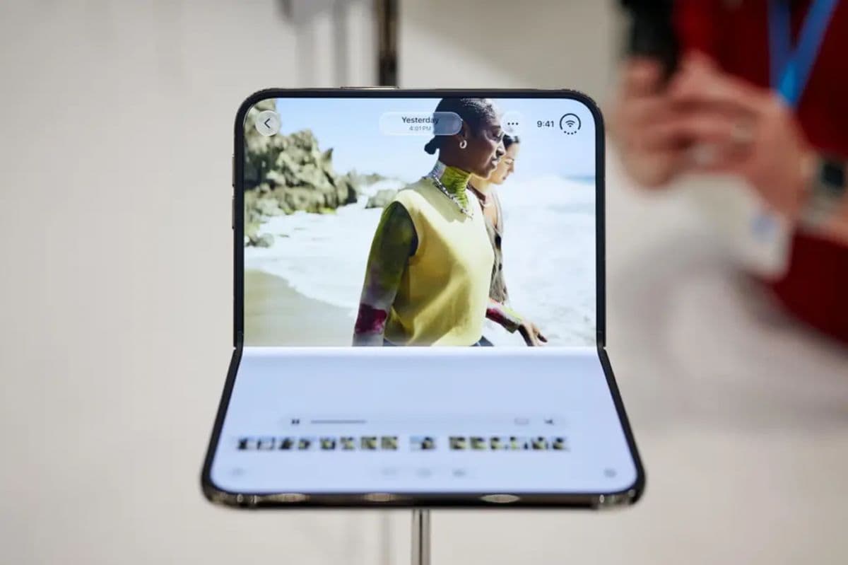 Apple ingresa al mercado plegable con el iPhone Duo, desde 1.999 dólares