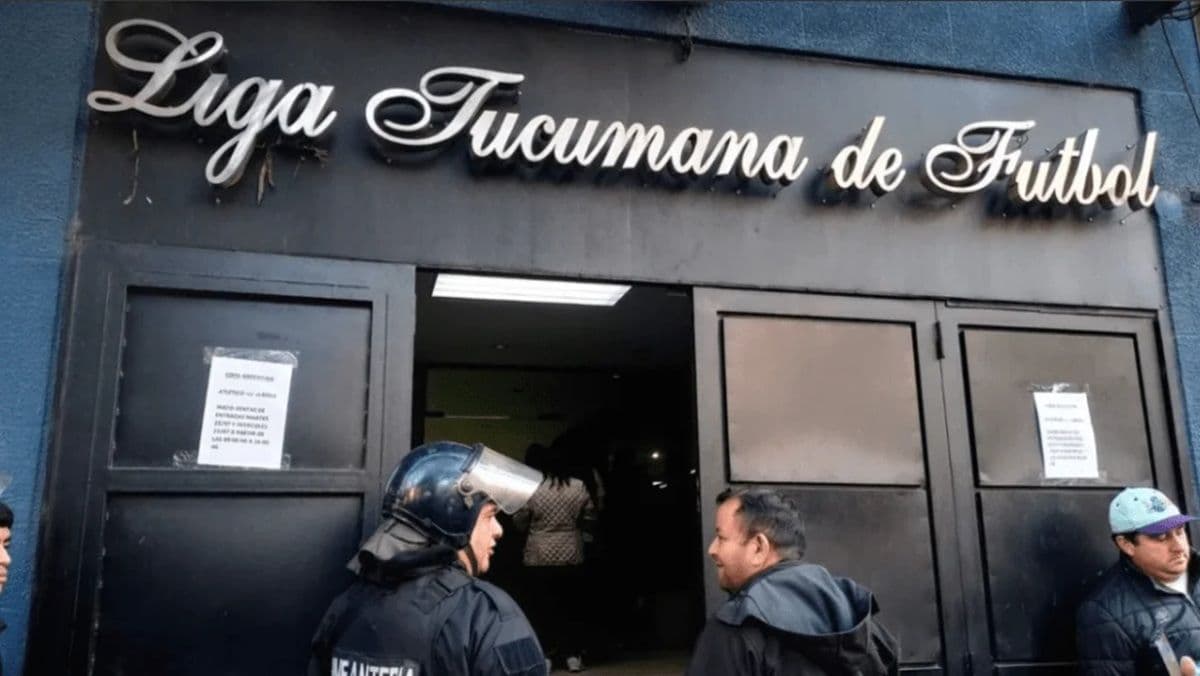 El vice de la Liga Tucumana denuncia que la cúpula suspendida por la AFA sigue operando