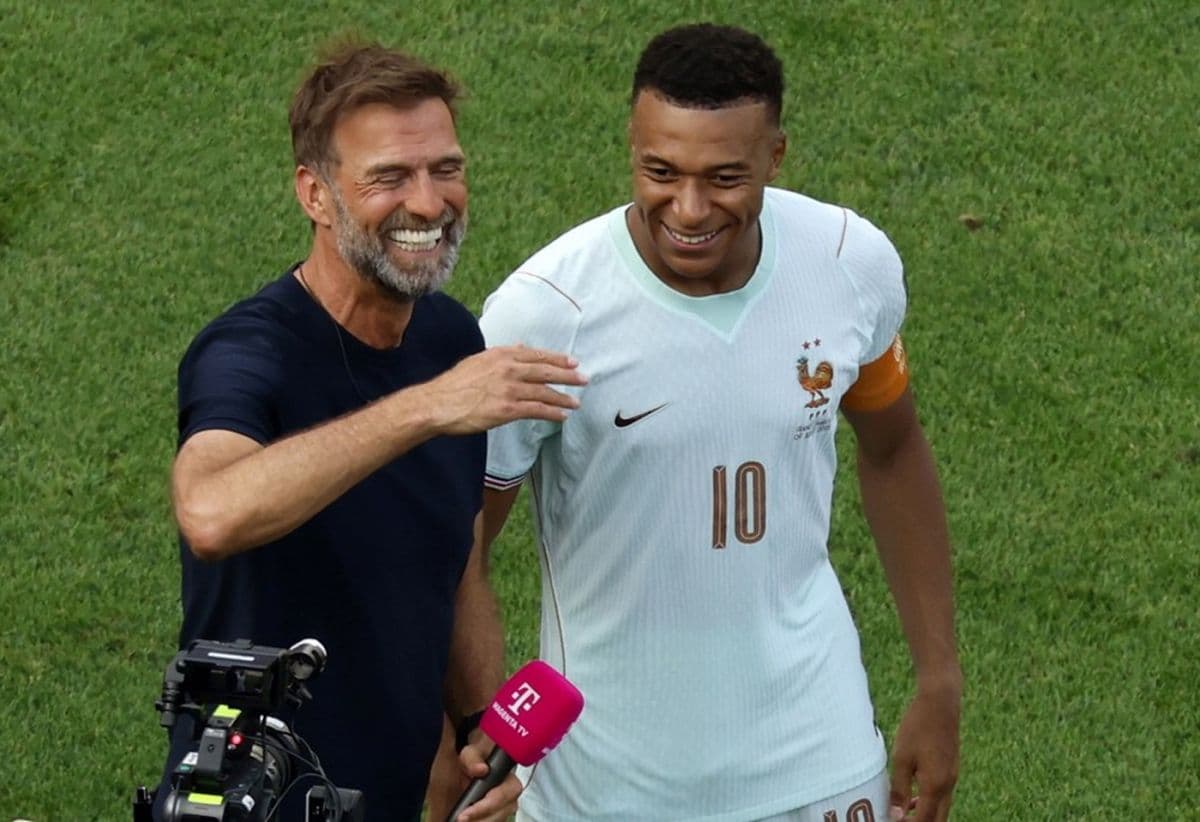 Vuelo en círculos sobre Niza: el encuentro reservado entre Mbappé y Klopp que no lo llevó al Liverpool